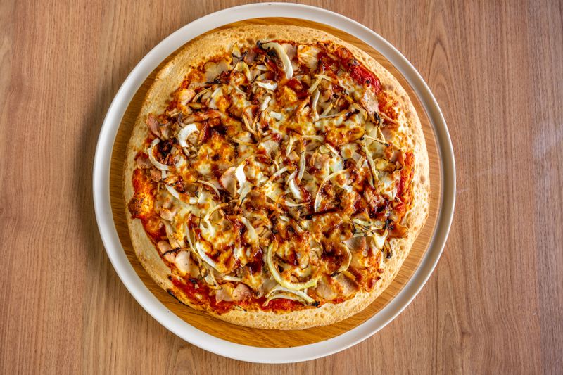 Grill and sides combo plate at Green Lantern Pizza
